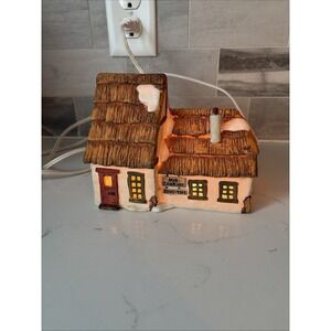 Dept 56 The Cottage of Bob Cratchit &Tiny Tim VINTAGE 1986. # 6500-5w/bulb &cord